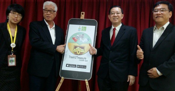 Penang launches the 'Trash2Treasure' app (Photo from The Malaysian Insider)