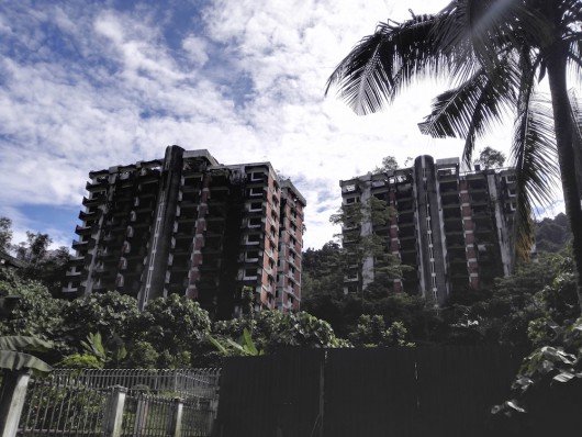 Blocks 2 and 3 of Highland Towers in Ulu Klang, Selangor have stood vacant since they were evacuated after the collapse of Block 1 in 1993. – The Malaysian Insider pic by Robin Augustin, November 23, 2015.