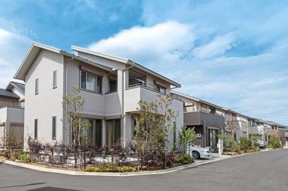 Smart houses built by Panahome for the Fujisawa Sustainable Smart Town. Wakabayashi says the group could utilise the Fujisawa Sustainable Smart Town model to expand its housing business in the Asean region. (Source: The Star)