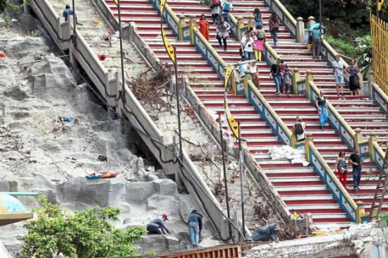 The construction and renovation works in progress at Batu Caves temple (Photo from The Star)