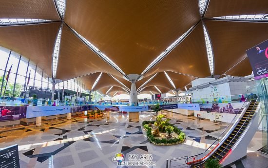 Interior of KLIA (Photo by Tian Chad)